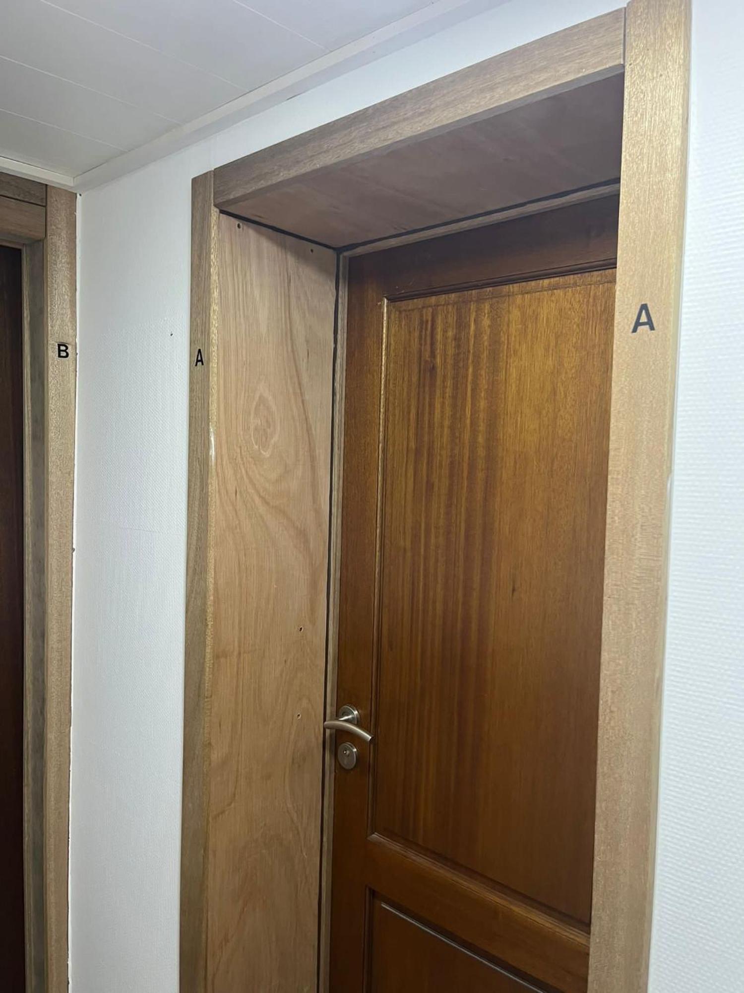 Charbonnel 1 A Charleroi-Airport Apartment Екстериор снимка